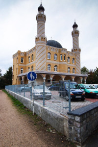 Ausflug in Kirche abgeschafft – Ausflug in Moschee Pflicht